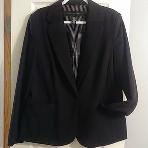 Apostrophe black blazer